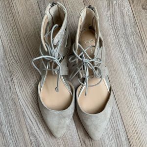 New, never worn Jessica Simpson flats with laces
